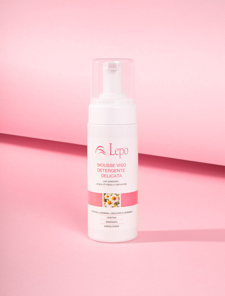 Sanfter, reinigender Gesichtsschaum mit Präbiotika, Malven und Kamillenwasser  150ml