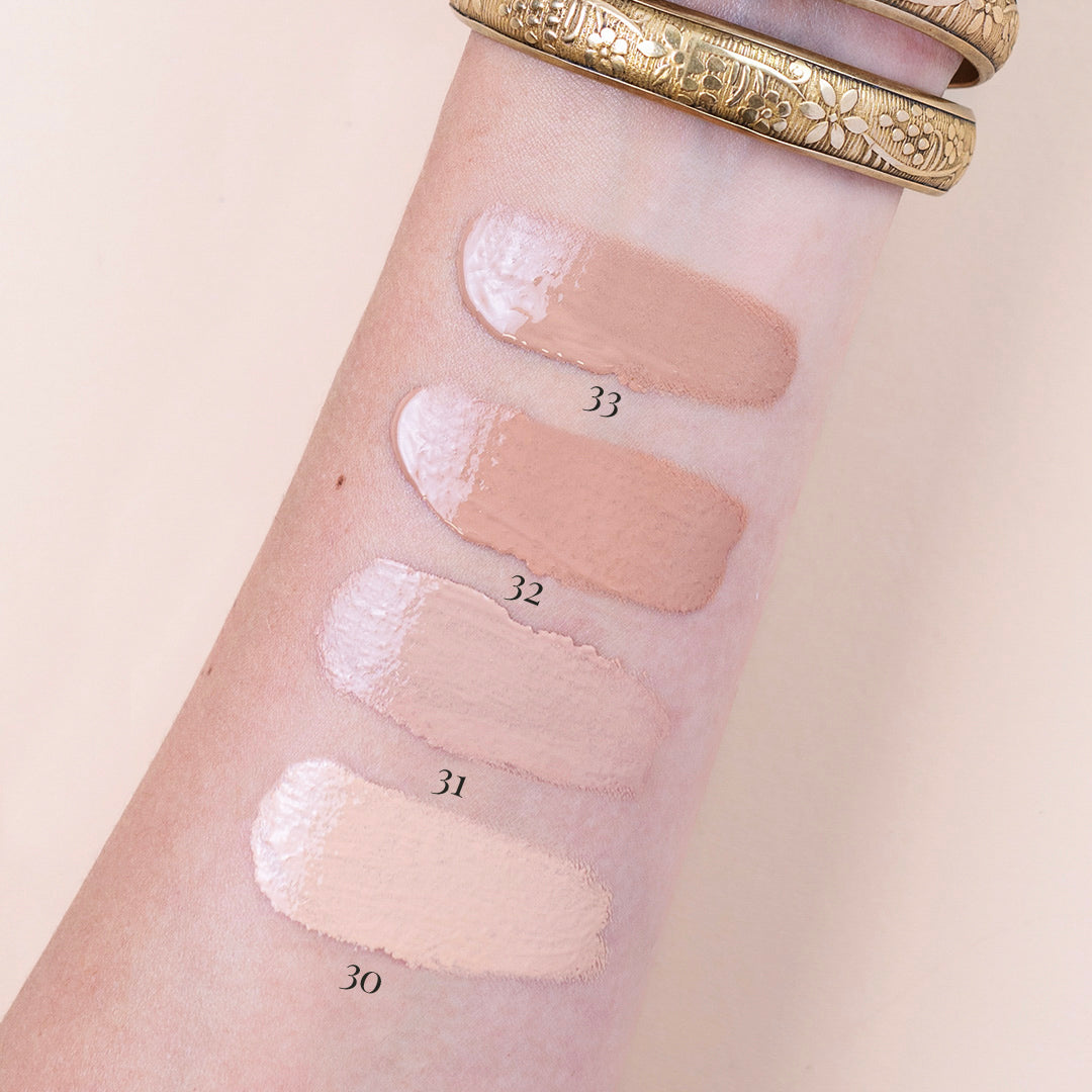 Lifting Effect Foundation  Perfektionierende Foundation mit Anti-Aging-Effekt mit Gotu-Kola-Extrakt und Vitamine E  30ml